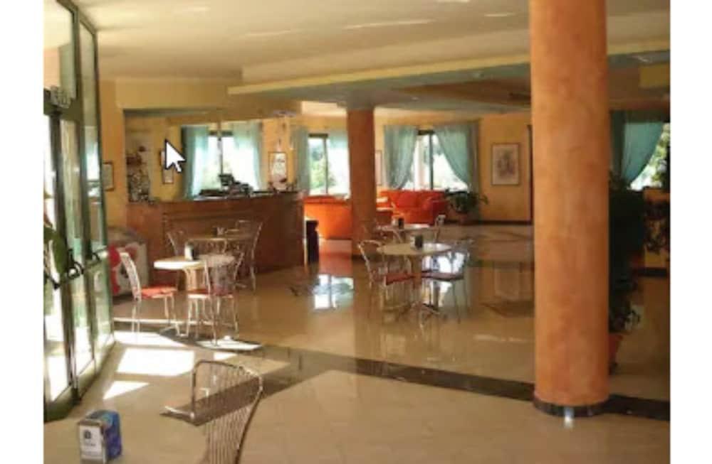Hotel Baia Marina Orosei Esterno foto