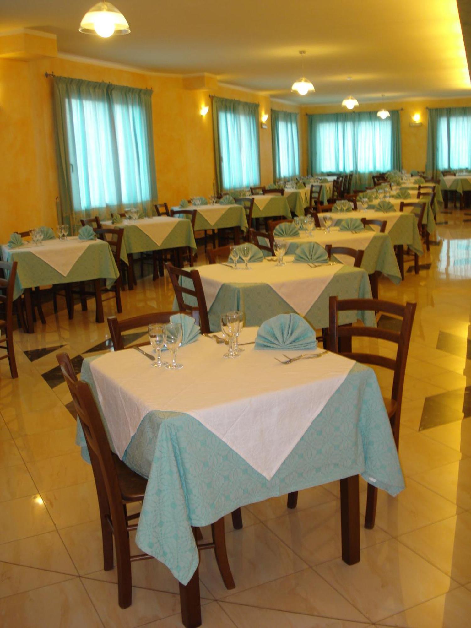 Hotel Baia Marina Orosei Esterno foto