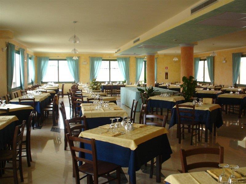 Hotel Baia Marina Orosei Esterno foto