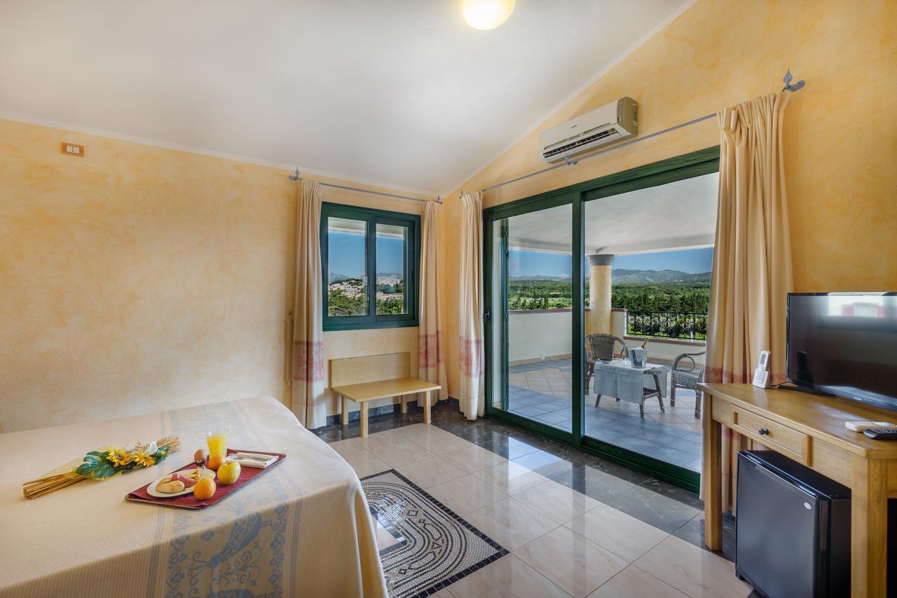 Hotel Baia Marina Orosei Esterno foto